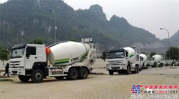凌宇刮起海外風，20臺攪拌車“涌向”東南亞