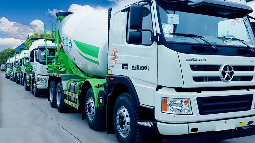 行家客戶一年內(nèi)入手幾十臺(tái)凌宇車 這次又看中“凌云”組合！