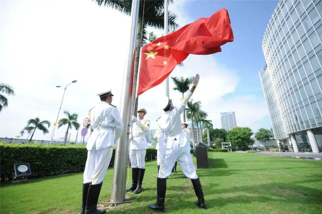 中集慶生，凌宇與兄弟企業(yè)同升一面旗