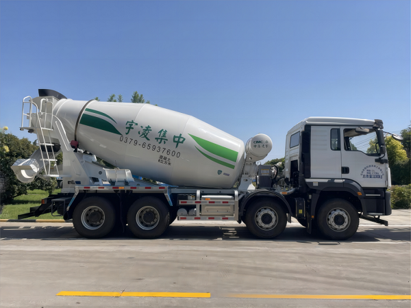 【發(fā)車(chē)新聞】陜汽&凌宇攪拌車(chē)跨越萬(wàn)里，南下交付